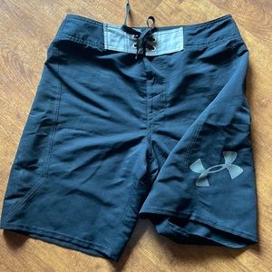 Black w gray, Mens 31 Medium UnderArmour board short swim trunks
